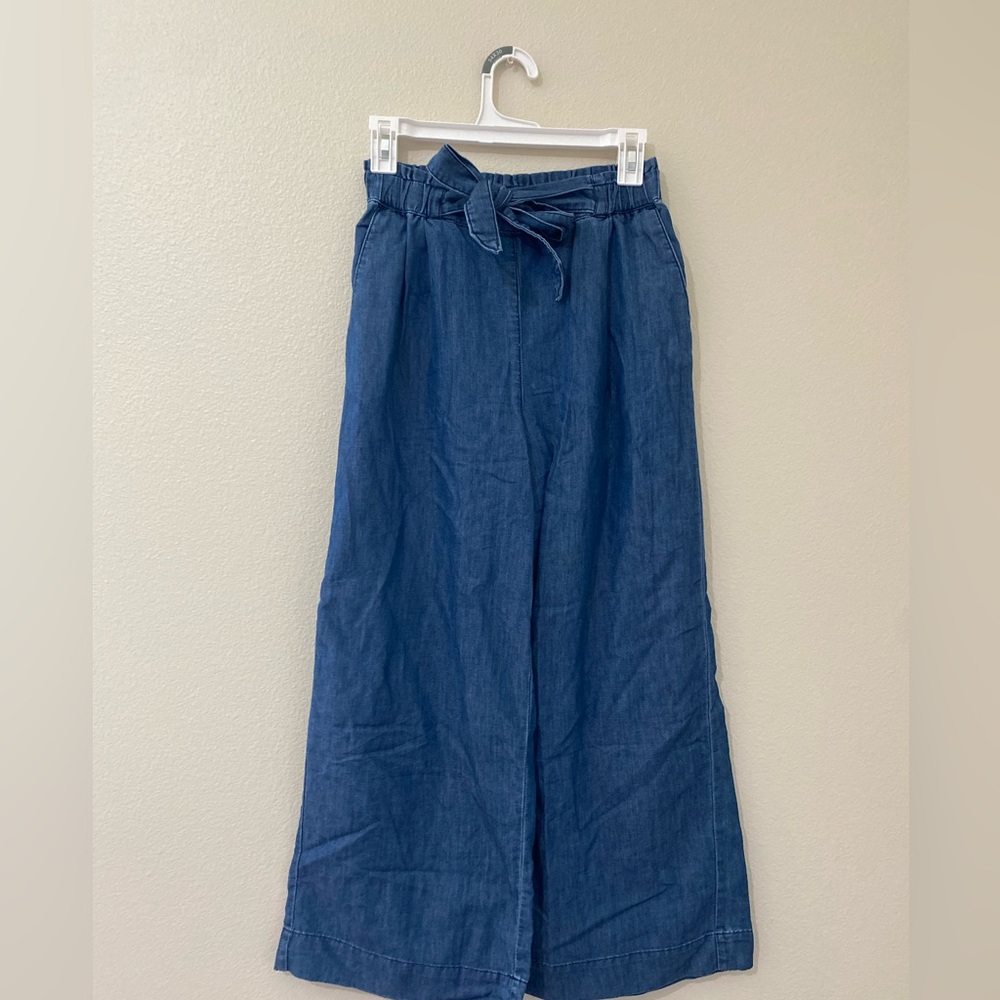 Flowy paper bag pants